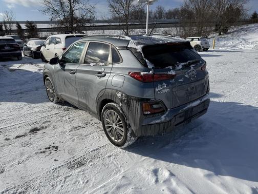 2020 Hyundai KONA SEL