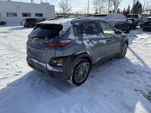 2020 Hyundai KONA SEL