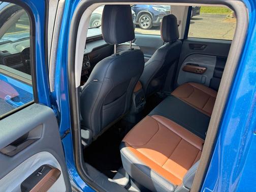 Velocity Blue Metallic 2022 Ford Maverick Lariat