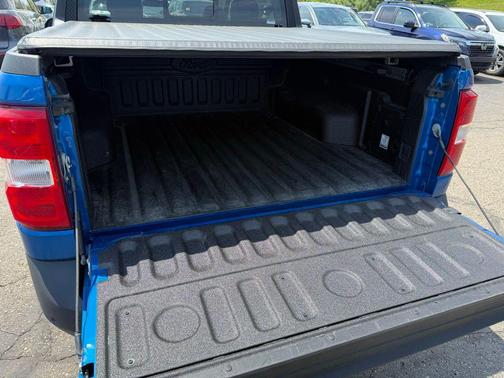 Velocity Blue Metallic 2022 Ford Maverick Lariat