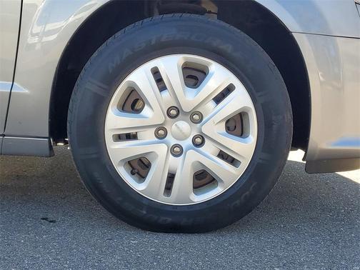 2014 Dodge Grand Caravan AVP/SE