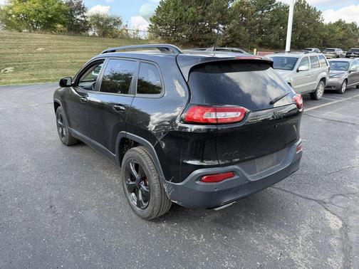 2016 Jeep Cherokee Altitude