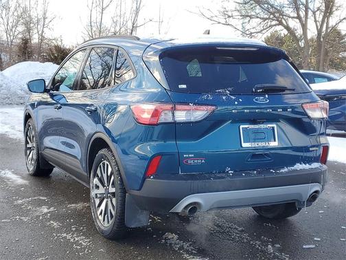 2020 Ford Escape SE