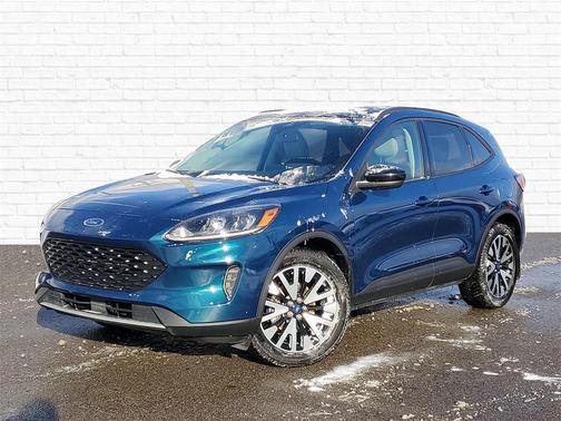 2020 Ford Escape SE