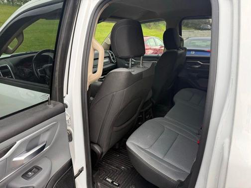 Bright White Clearcoat 2020 RAM 1500 Big Horn/Lone Star