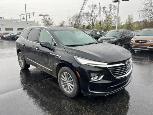 2023 Buick Enclave Essence AWD
