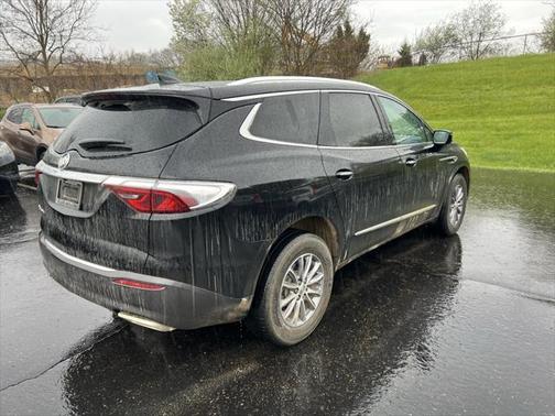 2023 Buick Enclave Essence AWD