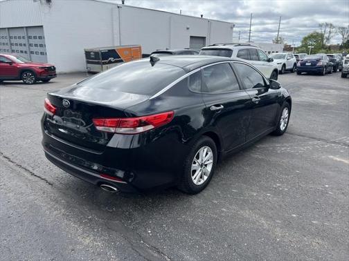 2016 Kia Optima LX