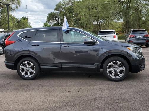 Photo 4 of 31 of 2019 Honda CR-V EX-L