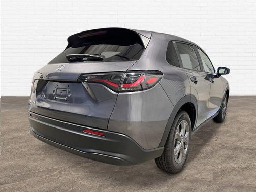 Modern Steel Metallic 2026 Honda HR-V LX