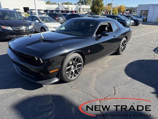 2016 Dodge Challenger R/T Scat Pack