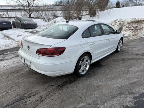 2017 Volkswagen CC 2.0T R-Line Executive