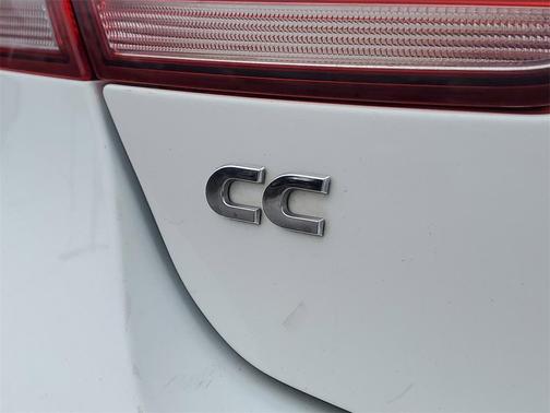 2017 Volkswagen CC 2.0T R-Line Executive