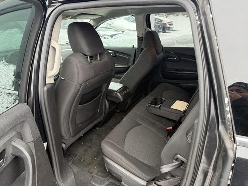 2011 Chevrolet Traverse LT