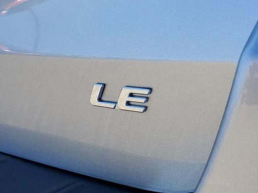 Silver Sky Metallic 2014 Toyota Sienna LE