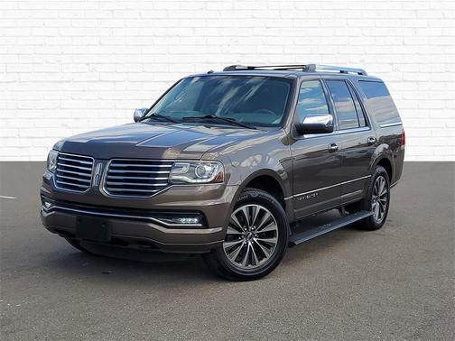 2015 Lincoln Navigator Base