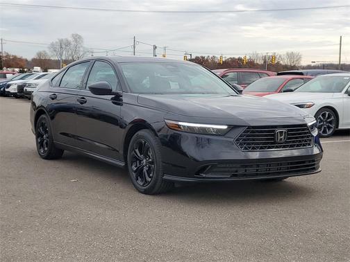 2025 Honda Accord Sport SE 1.5T