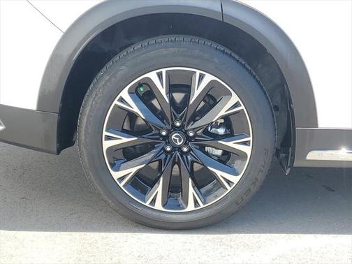 2024 Mazda CX-90 PHEV Premium