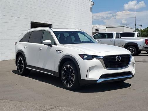 2024 Mazda CX-90 PHEV Premium