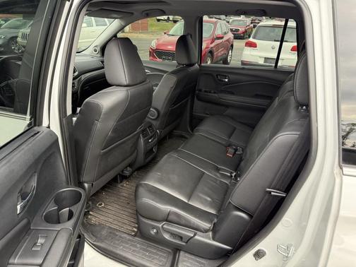 2022 Honda Pilot AWD Special Edition