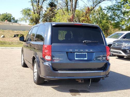 2013 Dodge Grand Caravan R/T