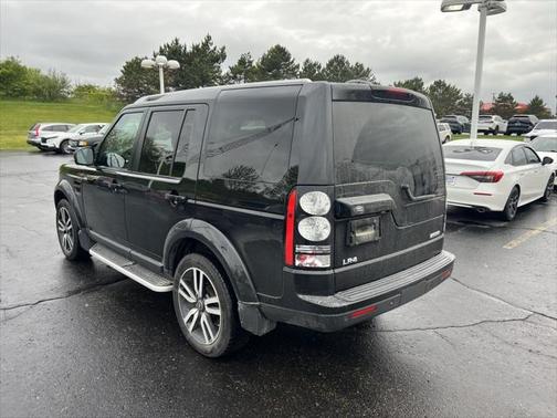 2016 Land Rover LR4 Base