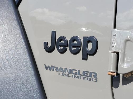 2020 Jeep Wrangler Unlimited Willys 4X4