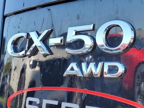 2025 Mazda CX-50 2.5 S Preferred Package