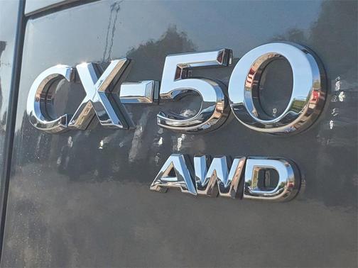2025 Mazda CX-50 2.5 S Preferred Package