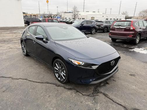 2025 Mazda Mazda3 FWD w/Preferred Package