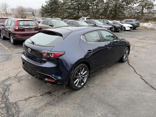 2025 Mazda Mazda3 FWD w/Preferred Package