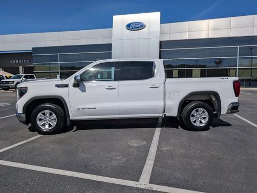 2024 GMC Sierra 1500 SLE