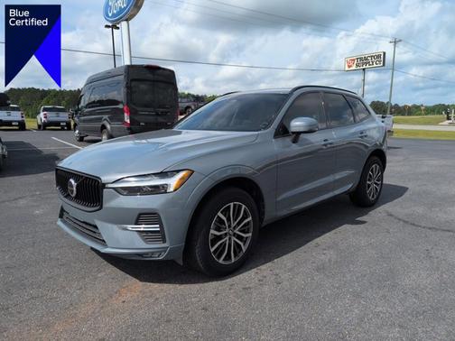 2022 Volvo XC60 B5 MOMENTUM