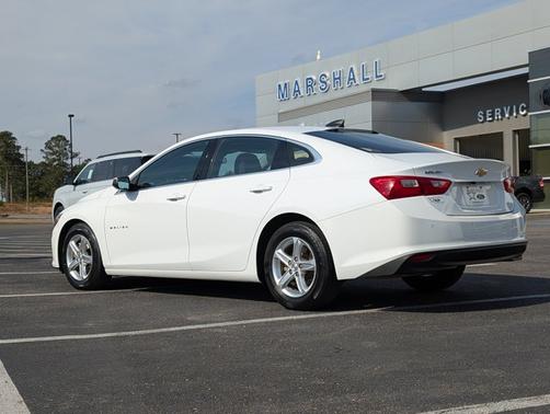 2022 Chevrolet Malibu LS W/1FL