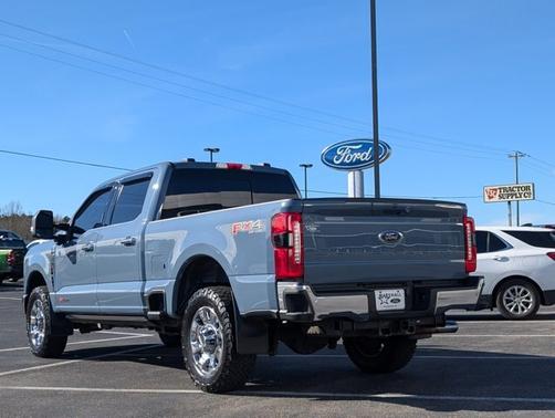 2023 Ford F-250 LARIAT