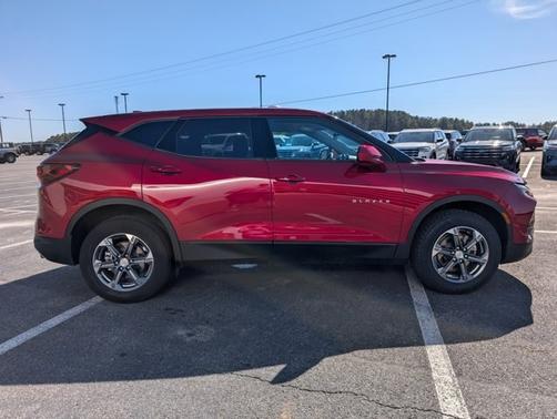 2025 Chevrolet Blazer LT