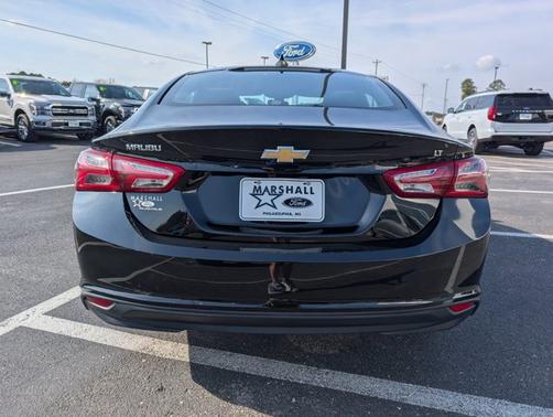 2022 Chevrolet Malibu LT W/1LT