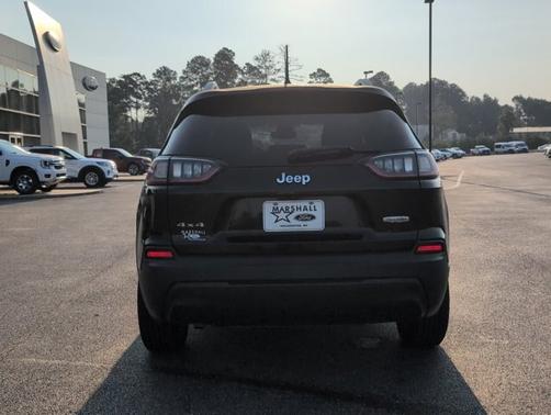 2021 Jeep Cherokee LATITUDE