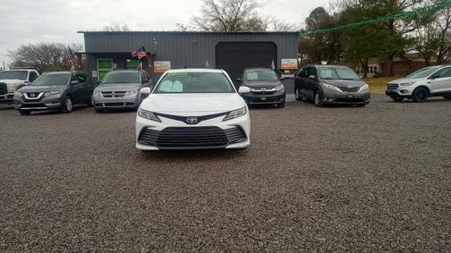 2022 Toyota Camry LE