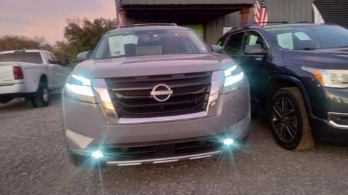2022 Nissan Pathfinder Platinum