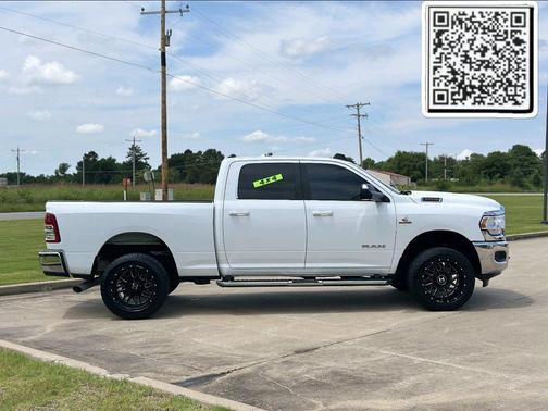 Bright White Clearcoat 2021 RAM 2500 Big Horn Crew Cab 4x4 6'4' Box