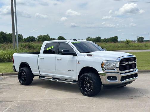 Bright White Clearcoat 2021 RAM 2500 Big Horn Crew Cab 4x4 6'4' Box