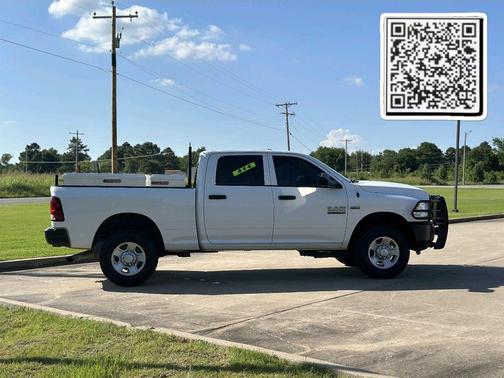 Bright White Clearcoat 2018 RAM 2500 Tradesman Crew Cab 4x4 6'4' Box