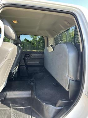 Bright White Clearcoat 2018 RAM 2500 Tradesman Crew Cab 4x4 6'4' Box
