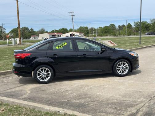 Shadow Black 2017 Ford Focus SE