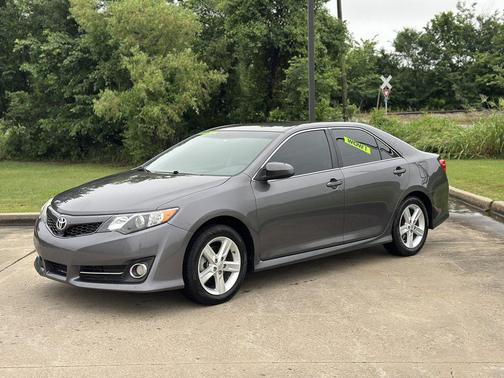 GRAY 2014 Toyota Camry LE