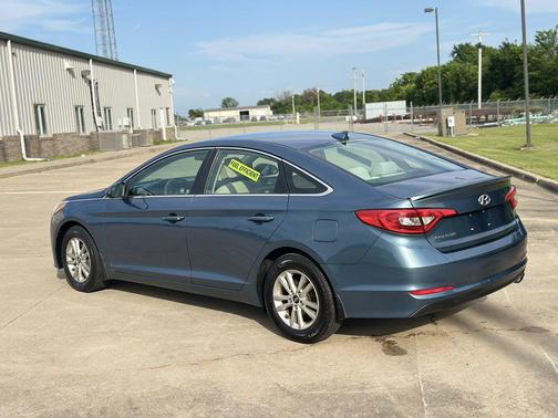 Nouveau Blue 2015 Hyundai SONATA SE