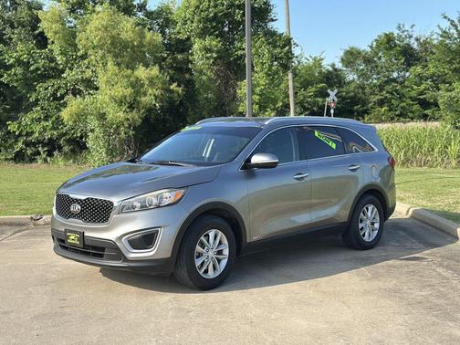 Titanium Silver 2018 Kia Sorento LX