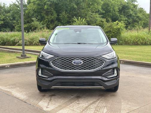 Agate Black Metallic 2024 Ford Edge SEL