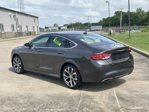 Granite Crystal Metallic Clearcoat 2016 Chrysler 200 C